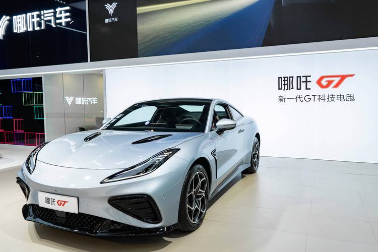 广州萝岗区通联畅企业管理咨询哪吒汽车在智能汽车领域的表现，领途汽车在新能源汽车市场中的影响力